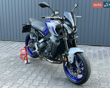 Синий Ямаха MT-09, объемом двигателя 0.85 л и пробегом 8 тыс. км за 11000 $, фото 1 на Automoto.ua