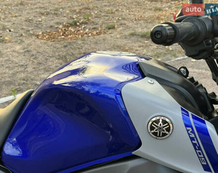 Синий Ямаха MT-09, объемом двигателя 0.85 л и пробегом 8 тыс. км за 11000 $, фото 35 на Automoto.ua