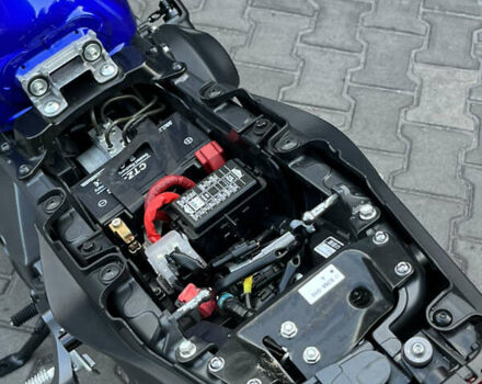 Синий Ямаха MT-09, объемом двигателя 0.85 л и пробегом 8 тыс. км за 11000 $, фото 31 на Automoto.ua