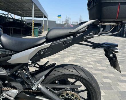 Синий Ямаха MT-09, объемом двигателя 0.85 л и пробегом 46 тыс. км за 8300 $, фото 14 на Automoto.ua