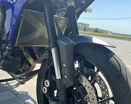 Синий Ямаха MT-09, объемом двигателя 0.85 л и пробегом 46 тыс. км за 8300 $, фото 4 на Automoto.ua