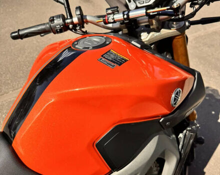 Оранжевый Ямаха MT-09, объемом двигателя 0.9 л и пробегом 29 тыс. км за 8200 $, фото 2 на Automoto.ua