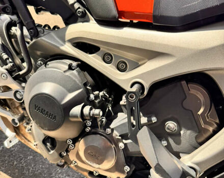 Оранжевый Ямаха MT-09, объемом двигателя 0.9 л и пробегом 29 тыс. км за 8200 $, фото 14 на Automoto.ua