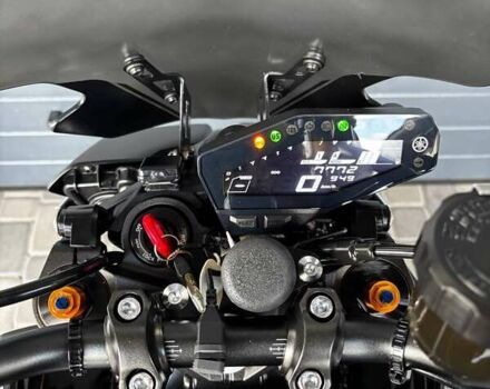 Черный Ямаха MT-09 SP, объемом двигателя 0.85 л и пробегом 15 тыс. км за 10400 $, фото 3 на Automoto.ua