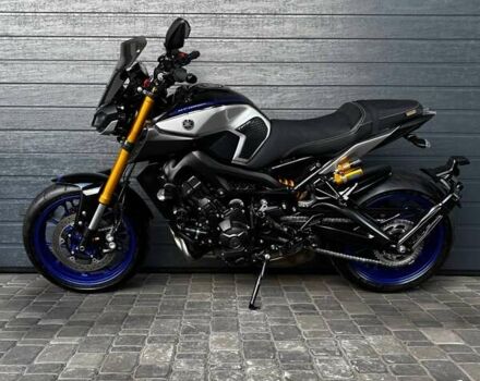 Черный Ямаха MT-09 SP, объемом двигателя 0.85 л и пробегом 15 тыс. км за 10400 $, фото 5 на Automoto.ua