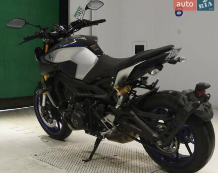 Ямаха MT-09 SP, об'ємом двигуна 0.9 л та пробігом 5 тис. км за 10500 $, фото 3 на Automoto.ua