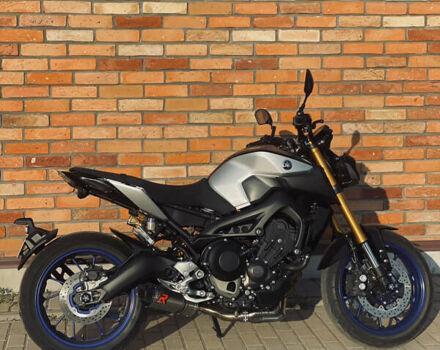 Ямаха MT-09 SP, объемом двигателя 0.9 л и пробегом 15 тыс. км за 11700 $, фото 2 на Automoto.ua