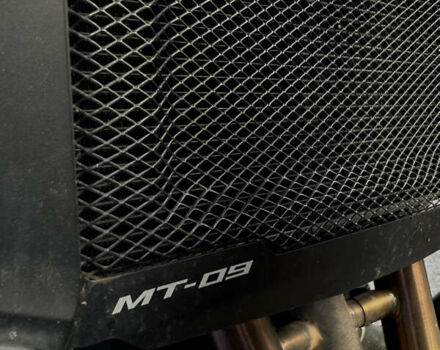 Ямаха MT-09 SP, объемом двигателя 0 л и пробегом 9 тыс. км за 15000 $, фото 21 на Automoto.ua