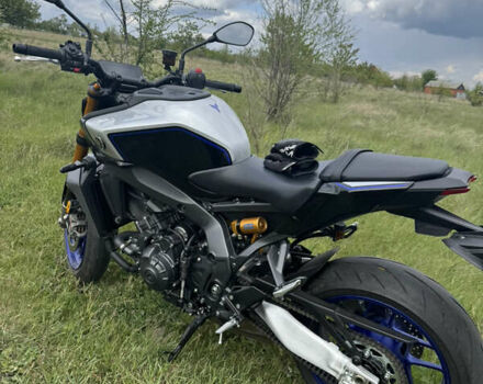 Ямаха MT-09 SP 2024 у Дніпро (Дніпропетровську) на Automoto.ua Сірий Ямаха MT-09 SP, об'ємом двигуна 0.89 л та пробігом 1 тис. км за 15000 $, фото 14 на Automoto.ua