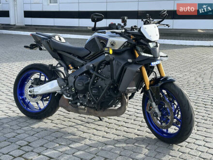 Сірий Ямаха MT-09 SP, об'ємом двигуна 0.89 л та пробігом 8 тис. км за 14500 $, фото 1 на Automoto.ua