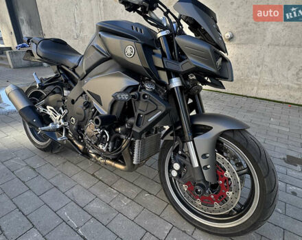 Черный Ямаха MT-10, объемом двигателя 1 л и пробегом 19 тыс. км за 12000 $, фото 1 на Automoto.ua