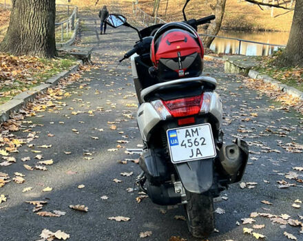 Білий Ямаха NMAX, об'ємом двигуна 0.12 л та пробігом 26 тис. км за 2150 $, фото 15 на Automoto.ua