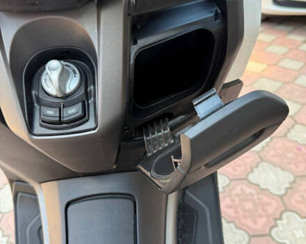 Белый Ямаха NMAX, объемом двигателя 0.16 л и пробегом 1 тыс. км за 3850 $, фото 3 на Automoto.ua