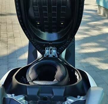 Білий Ямаха NMAX, об'ємом двигуна 0.12 л та пробігом 30 тис. км за 2300 $, фото 17 на Automoto.ua
