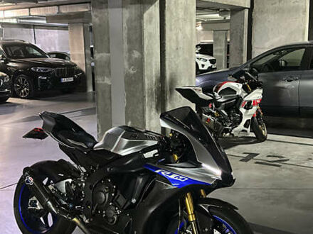 Ямаха R1M, об'ємом двигуна 1 л та пробігом 5 тис. км за 18000 $, фото 1 на Automoto.ua
