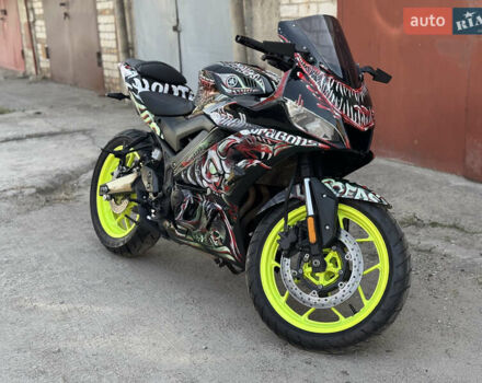 Чорний Ямаха R3, об'ємом двигуна 0.32 л та пробігом 23 тис. км за 4799 $, фото 13 на Automoto.ua