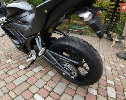 Чорний Ямаха R3, об'ємом двигуна 0.32 л та пробігом 3 тис. км за 5600 $, фото 3 на Automoto.ua