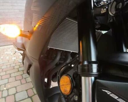 Чорний Ямаха R3, об'ємом двигуна 0.32 л та пробігом 3 тис. км за 5600 $, фото 2 на Automoto.ua