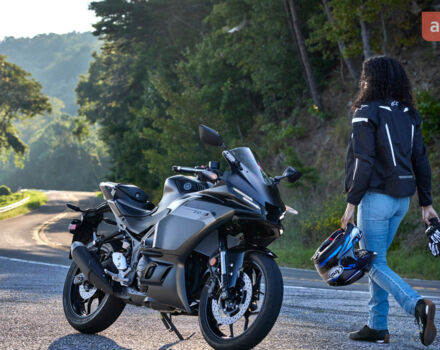 купити нове авто Ямаха R3 2025 року від офіційного дилера "ВІДІ Мото Лайф" - офіційний дилер Yamaha в Києві Ямаха фото