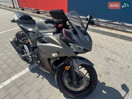 Ямаха R3 2017 у Вінниці на Automoto.ua Сірий Ямаха R3, об'ємом двигуна 0.32 л та пробігом 40 тис. км за 4500 $, фото 1 на Automoto.ua