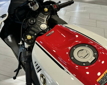 Білий Ямаха R7, об'ємом двигуна 0.69 л та пробігом 5 тис. км за 10999 $, фото 11 на Automoto.ua