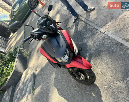 Ямаха RayZR, объемом двигателя 0.12 л и пробегом 3 тыс. км за 2100 $, фото 1 на Automoto.ua