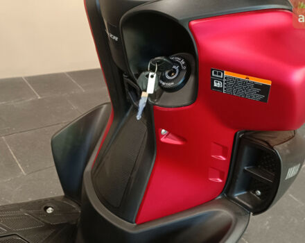 Ямаха RayZR, объемом двигателя 0.13 л и пробегом 0 тыс. км за 2315 $, фото 15 на Automoto.ua