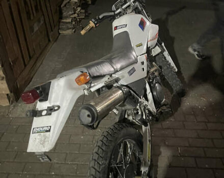 Белый Ямаха Serow 250, объемом двигателя 0.7 л и пробегом 47 тыс. км за 1800 $, фото 3 на Automoto.ua