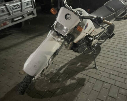 Белый Ямаха Serow 250, объемом двигателя 0.7 л и пробегом 47 тыс. км за 1800 $, фото 1 на Automoto.ua