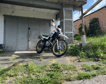 Білий Ямаха Serow 250, об'ємом двигуна 0.25 л та пробігом 60 тис. км за 3965 $, фото 20 на Automoto.ua