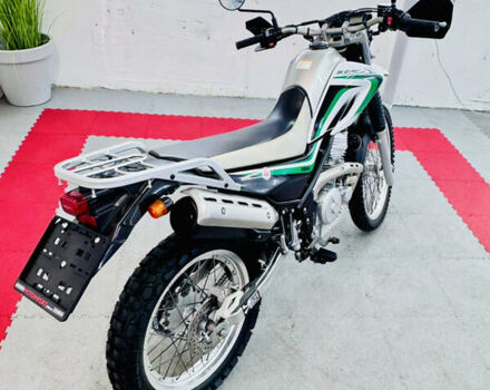 Белый Ямаха Serow 250, объемом двигателя 0.25 л и пробегом 20 тыс. км за 4600 $, фото 5 на Automoto.ua