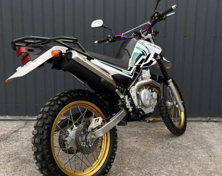 Белый Ямаха Serow 250, объемом двигателя 0.25 л и пробегом 38 тыс. км за 4000 $, фото 3 на Automoto.ua