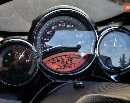 Белый Ямаха T-Max 500, объемом двигателя 0.5 л и пробегом 5 тыс. км за 6200 $, фото 7 на Automoto.ua