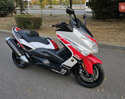 Білий Ямаха T-Max 500, об'ємом двигуна 0.5 л та пробігом 5 тис. км за 6200 $, фото 1 на Automoto.ua