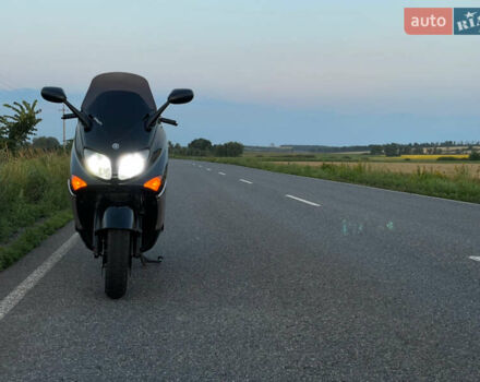 Чорний Ямаха T-Max 500, об'ємом двигуна 0.5 л та пробігом 33 тис. км за 4100 $, фото 2 на Automoto.ua