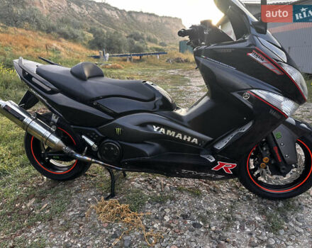 Черный Ямаха T-Max 500, объемом двигателя 0.5 л и пробегом 27 тыс. км за 6300 $, фото 13 на Automoto.ua