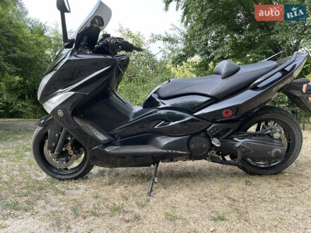 Ямаха T-Max 500 2011 в Лохвице на Automoto.ua Черный Ямаха T-Max 500, объемом двигателя 0.5 л и пробегом 23 тыс. км за 2400 $, фото 1 на Automoto.ua