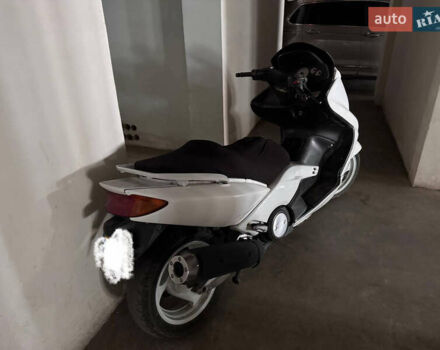 Ямаха T-Max 500, объемом двигателя 0.5 л и пробегом 31 тыс. км за 1100 $, фото 3 на Automoto.ua