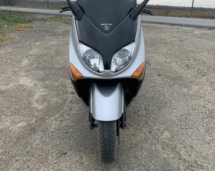 Ямаха T-Max 500, объемом двигателя 0.5 л и пробегом 68 тыс. км за 999 $, фото 1 на Automoto.ua