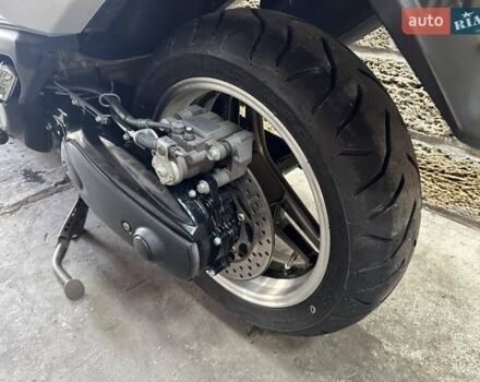 Ямаха T-Max 500, об'ємом двигуна 0 л та пробігом 42 тис. км за 4700 $, фото 4 на Automoto.ua