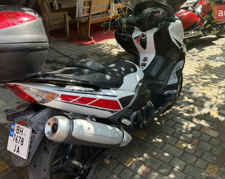 Ямаха T-Max 500, об'ємом двигуна 0.5 л та пробігом 20 тис. км за 6000 $, фото 7 на Automoto.ua