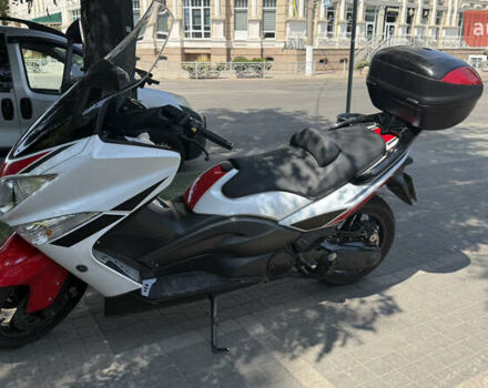 Ямаха T-Max 500, объемом двигателя 0.5 л и пробегом 20 тыс. км за 5500 $, фото 1 на Automoto.ua