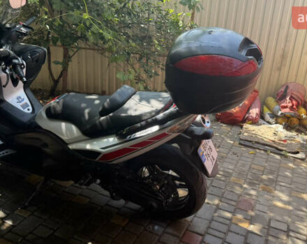 Ямаха T-Max 500, объемом двигателя 0.5 л и пробегом 20 тыс. км за 5500 $, фото 8 на Automoto.ua