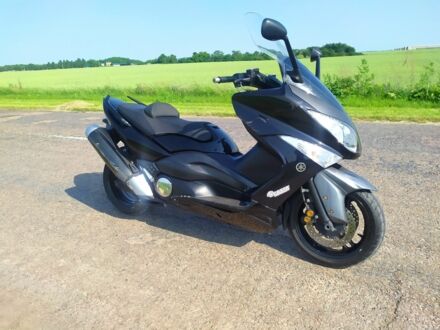 Ямаха T-Max 500, объемом двигателя 0.5 л и пробегом 0 тыс. км за 2200 $, фото 1 на Automoto.ua