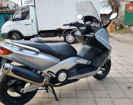 Серый Ямаха T-Max 500, объемом двигателя 0 л и пробегом 15 тыс. км за 3050 $, фото 4 на Automoto.ua