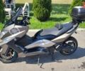 Серый Ямаха T-Max 500, объемом двигателя 0.5 л и пробегом 47 тыс. км за 4800 $, фото 1 на Automoto.ua