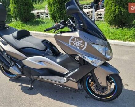 Серый Ямаха T-Max 500, объемом двигателя 0.5 л и пробегом 47 тыс. км за 4800 $, фото 10 на Automoto.ua