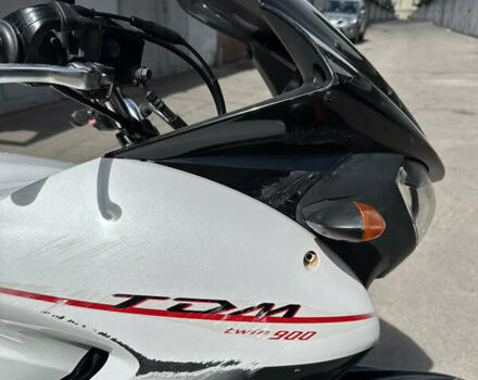 Белый Ямаха TDM 900, объемом двигателя 0.9 л и пробегом 77 тыс. км за 7500 $, фото 7 на Automoto.ua