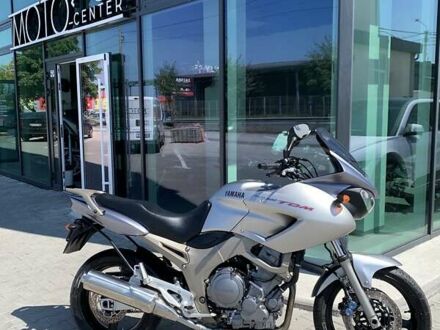 Ямаха TDM 900 2002 у Рівному на Automoto.ua Сірий Ямаха TDM 900, об'ємом двигуна 0.9 л та пробігом 37 тис. км за 5299 $, фото 1 на Automoto.ua