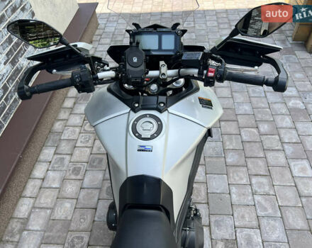 Сірий Ямаха Tracer 9, об'ємом двигуна 0.9 л та пробігом 22 тис. км за 9500 $, фото 10 на Automoto.ua